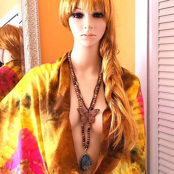 Adjustable Length Butterfly Necklace - Picture 9 of 15